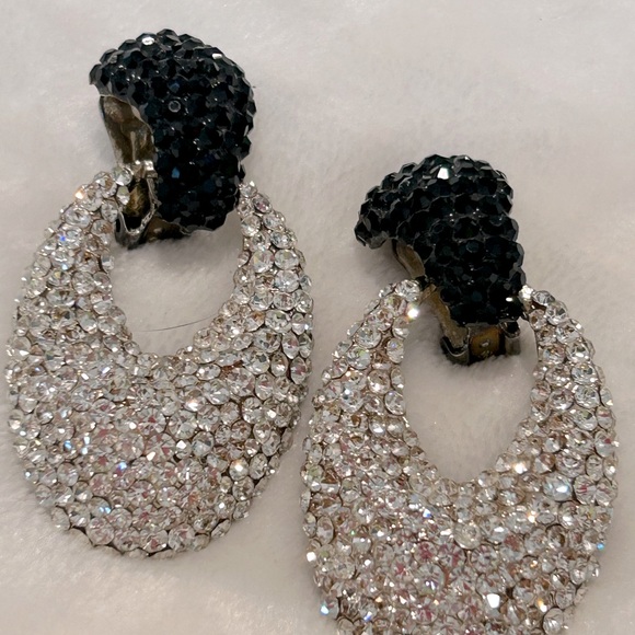 VINTAGE BELLINI BLK/CLEAR SWAROFSKI CRYSTAL LOADED GLITZ EARRINGS - Picture 12 of 15